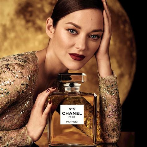 chanel 5 commercial|chanel no 5 french girl.